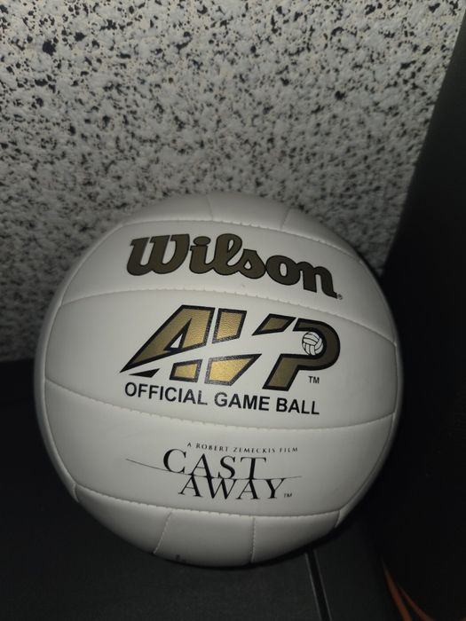 Piłka Wilson z cast away