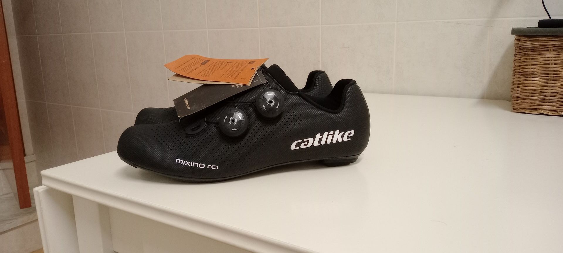 Sapatos ciclismo 43 (NOVOS)