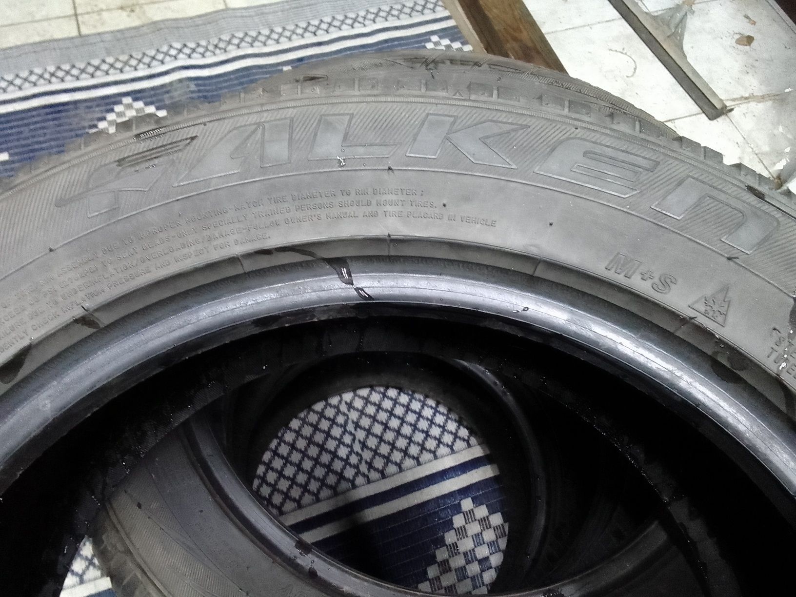 Cena za 4 Opony zimowe 235/50r17 FALKEN