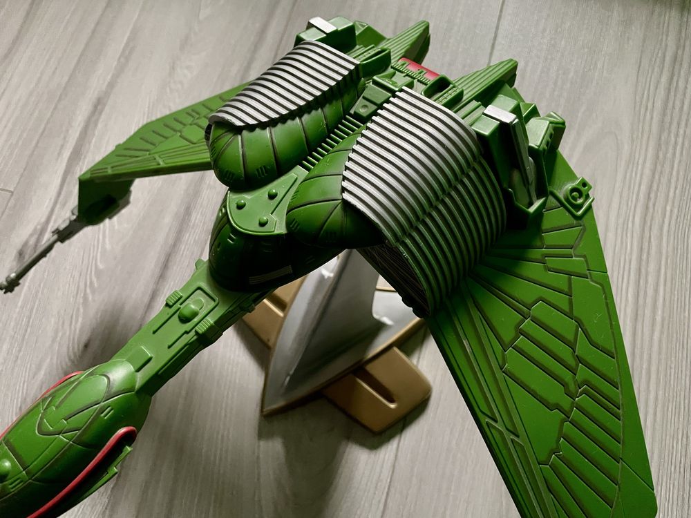 Model statku Klingonów Bird of Prey Star Trek 1994 r. Playmates.