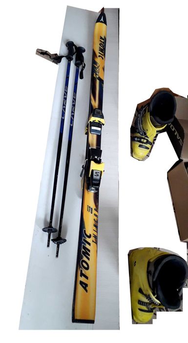 Лыжи ATOMIC, палки, ботинки Salomon, комбинезон