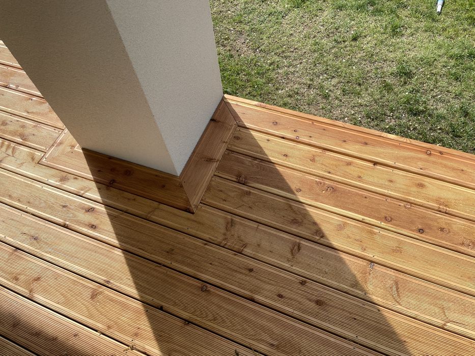 Tarasy drewniane modrzew