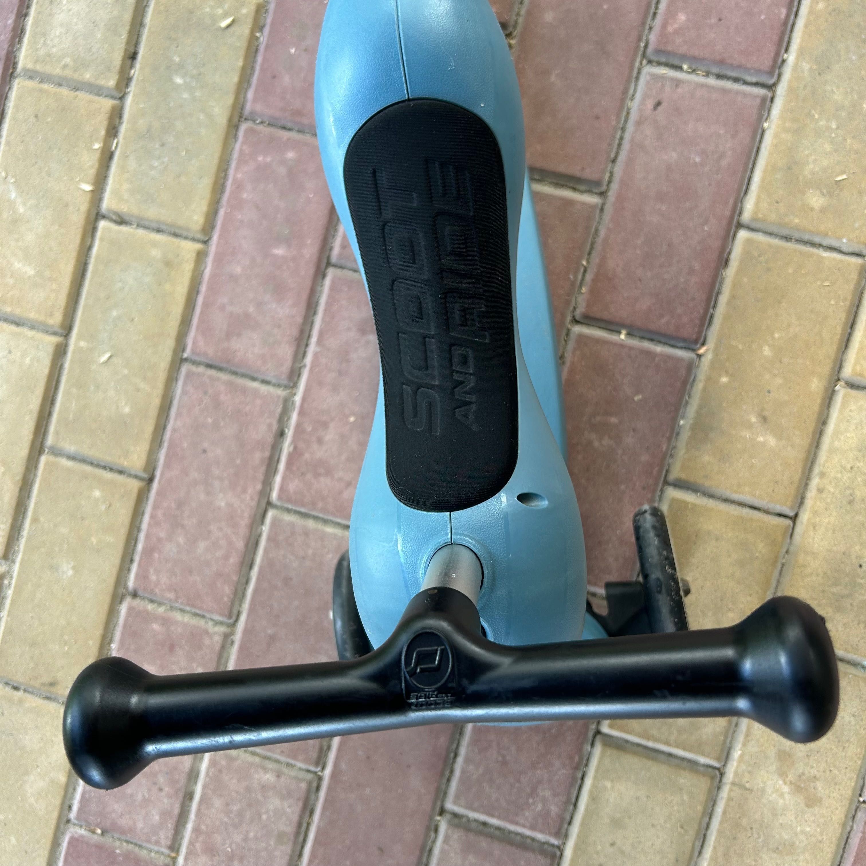 Jezdzik scootandride