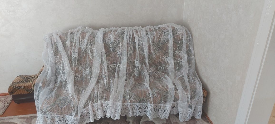 Продаю тюль аркою.Довжина по бокам 1,70