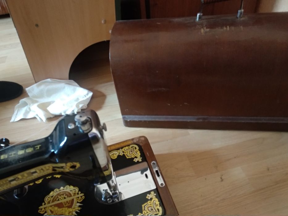 Продам швейную машинку в хорошем состоянии