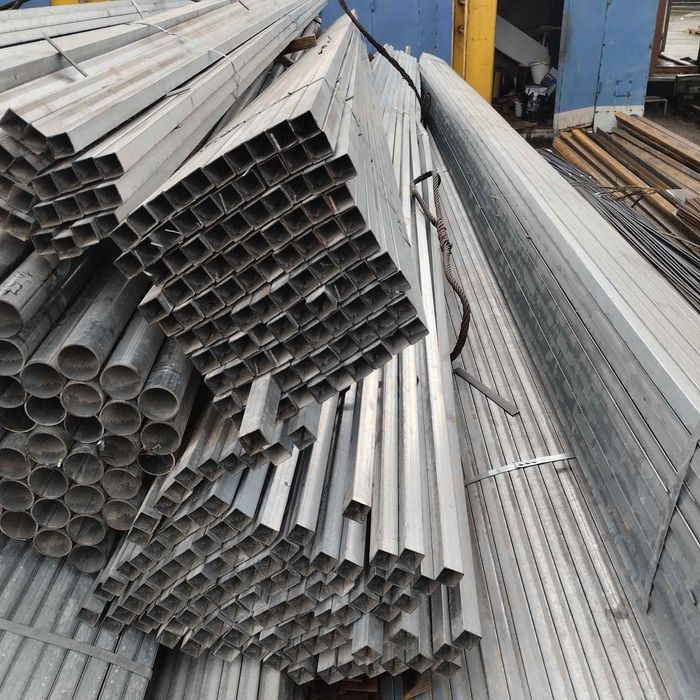 Оцинкована труба 30х30х0.9мм