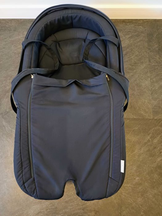 Gondola Stokke Xplory X + Wkład Nosidełka Stokke