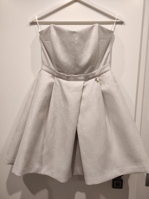 Srebrna suknia wizytowa r. S