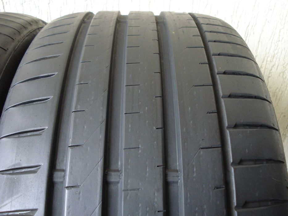 Falken Azenis FK520   275/40 r 18  2 - sztuki letnie 2023 rok