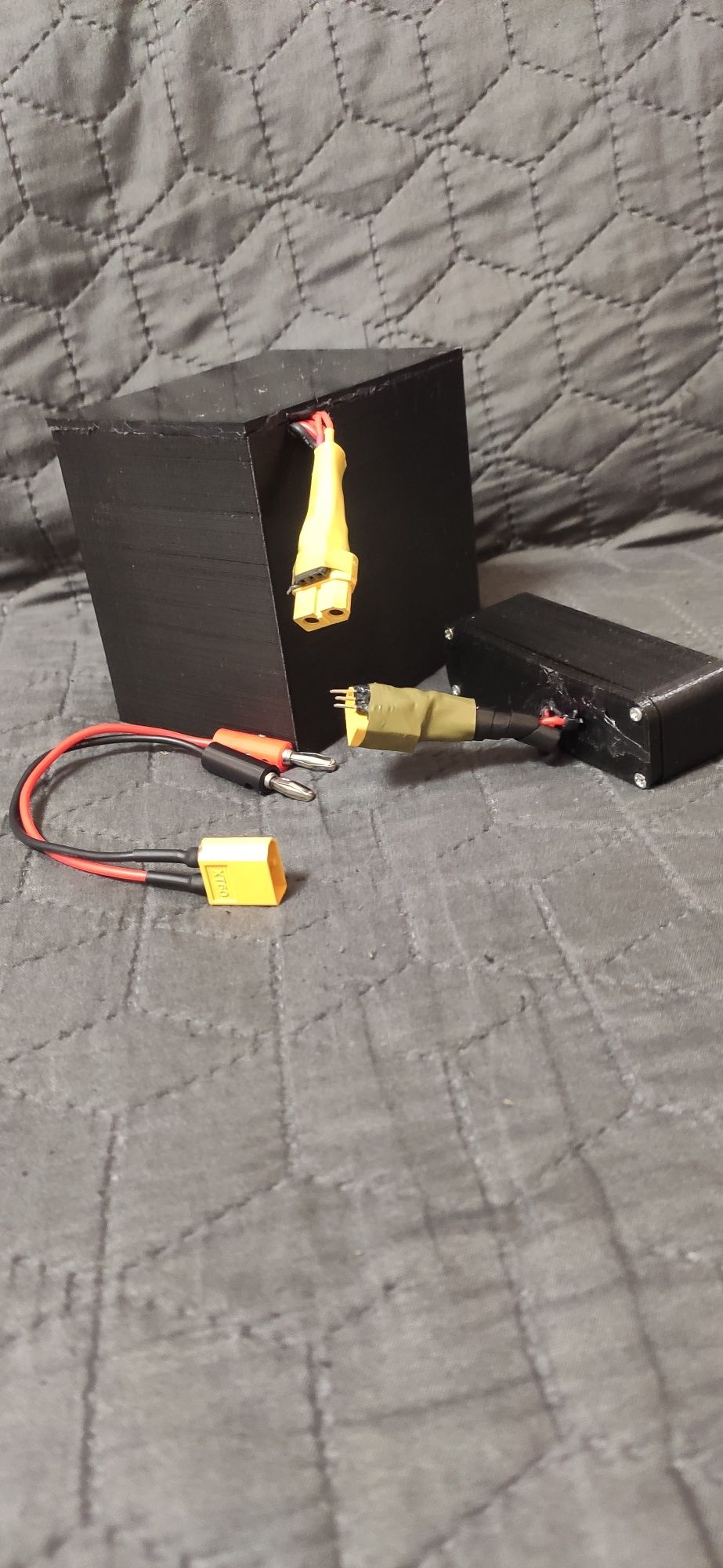 Великий повербанк на 60000mAh
