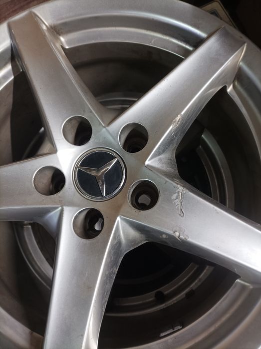 Диски широкие разболтовка почти 112 болты закручиваются