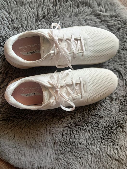 Sneakersy beżowe nowe rozmiar 42
