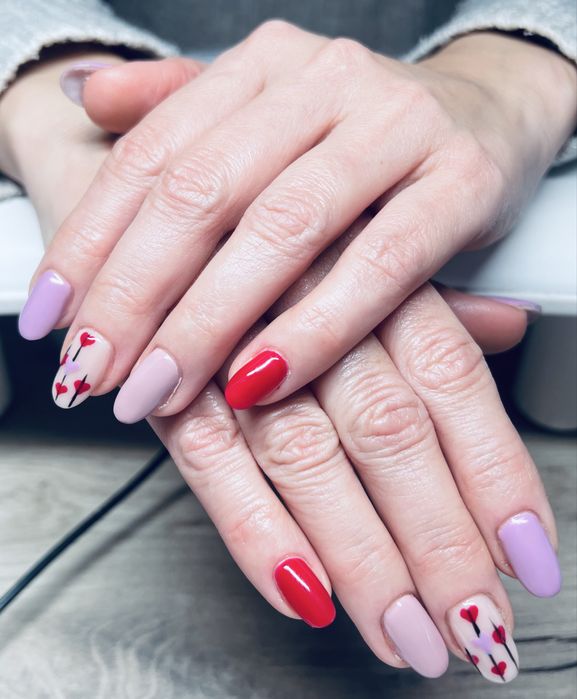 Paznokcie hybrydowe żelowe, manicure i pedicure.