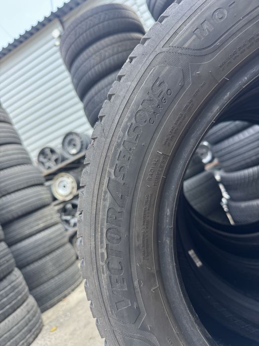 Шини GoodYear 225/55r17c всесезонка комплект склад б/у