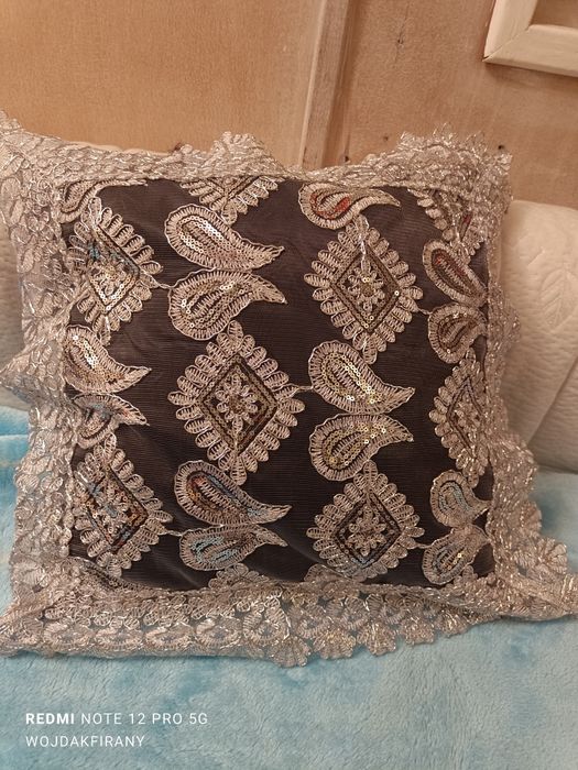 Poduszki z cekinami haftowane 40*40cm