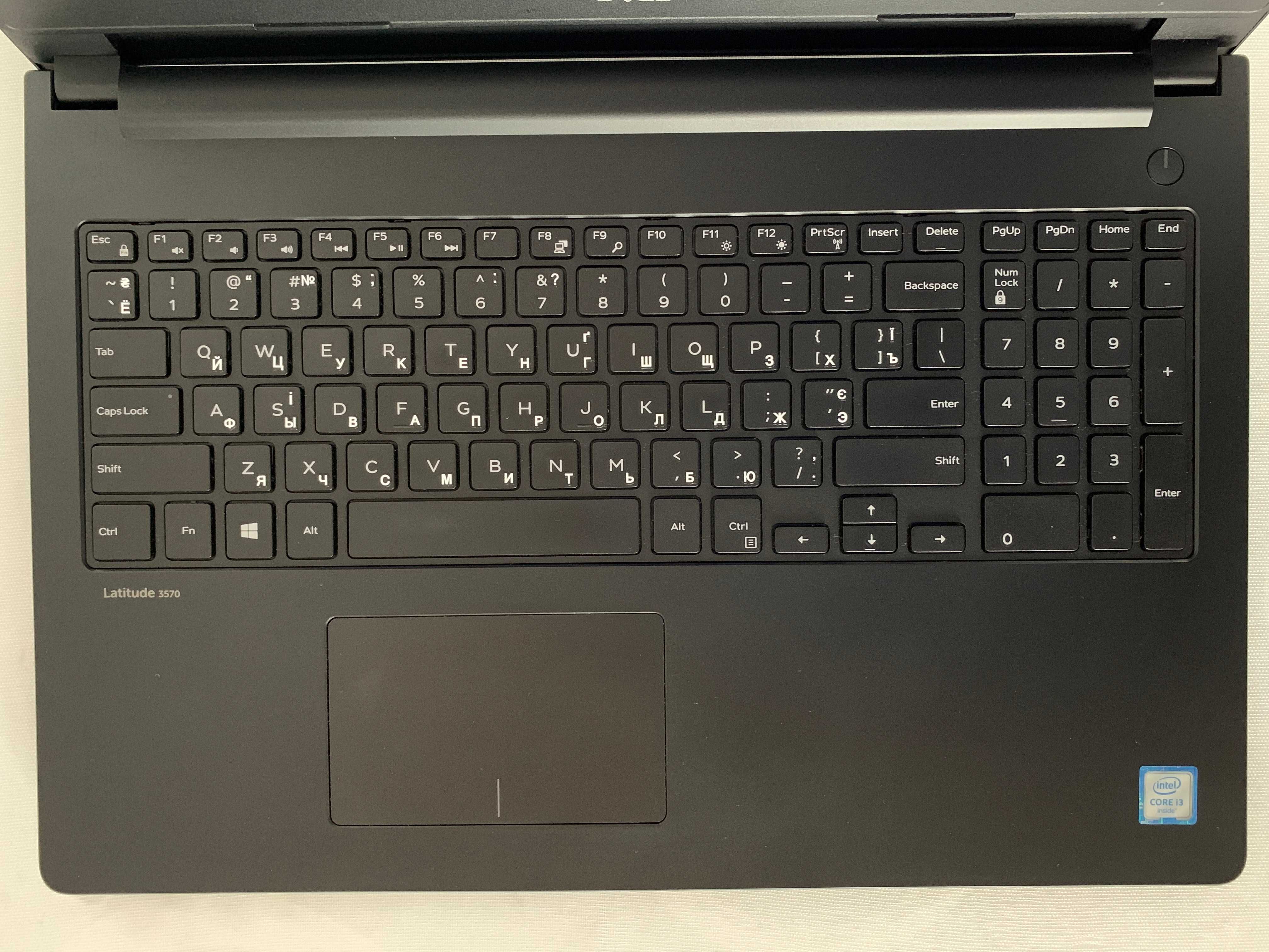 Dell Latitude 3570 /15,6" HD/Core i3-6100U/8Gb RAM/256GB SSD