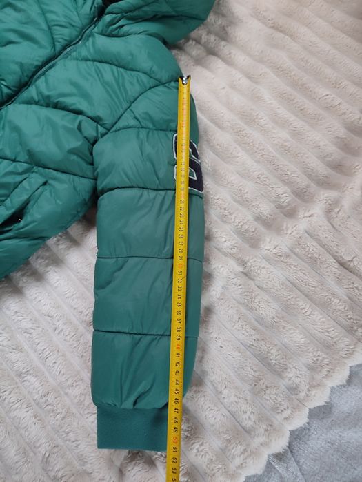 Zimowa kurtka chłopięca, ocieplana r.140