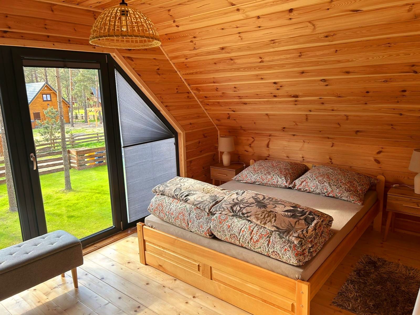 Domek typu stodoła nad jeziorem, balia, jacuzzi,  Kaszuby