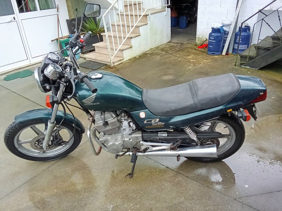 Honda CB Two fifty  2.5