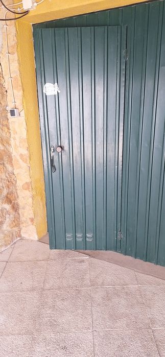 Vendo portao em bom estado