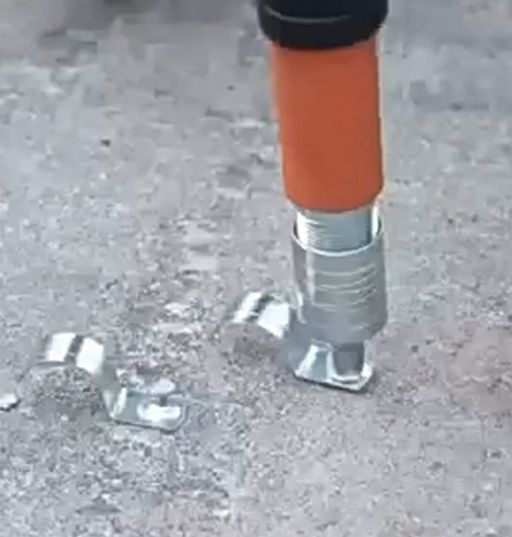 Pistola de pregos de aço,