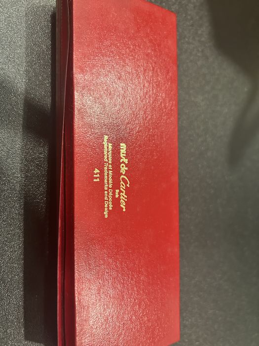 Caneta Cartier prateada e dourada