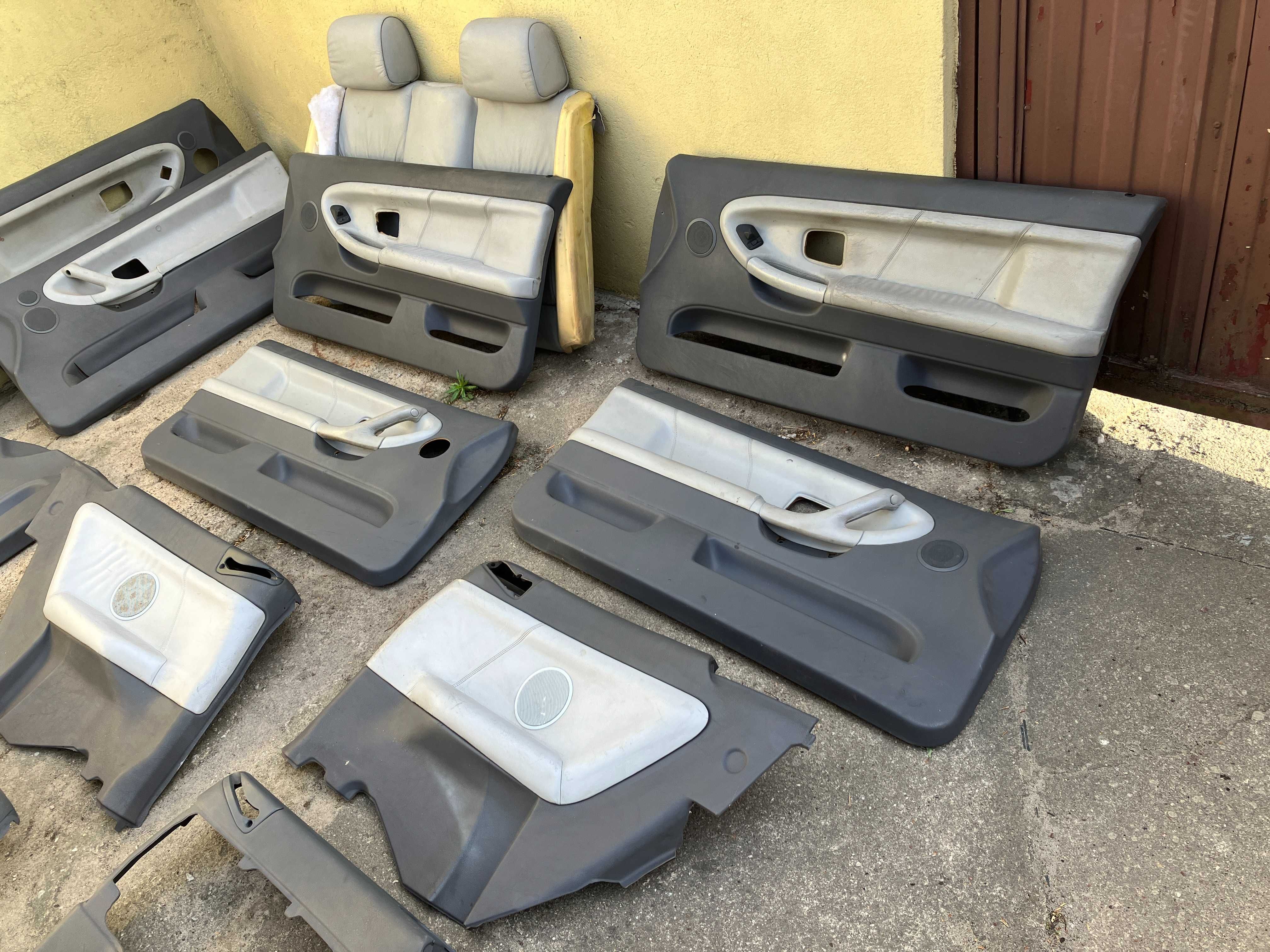 Boczki Szare BMW e36 coupe cabrio hifi przód tył hellgrau zagłówki
