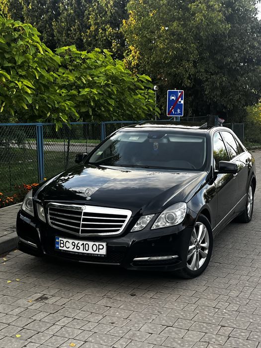 Mercedes-Benz E-Class, Мерседес 212 2011 рік