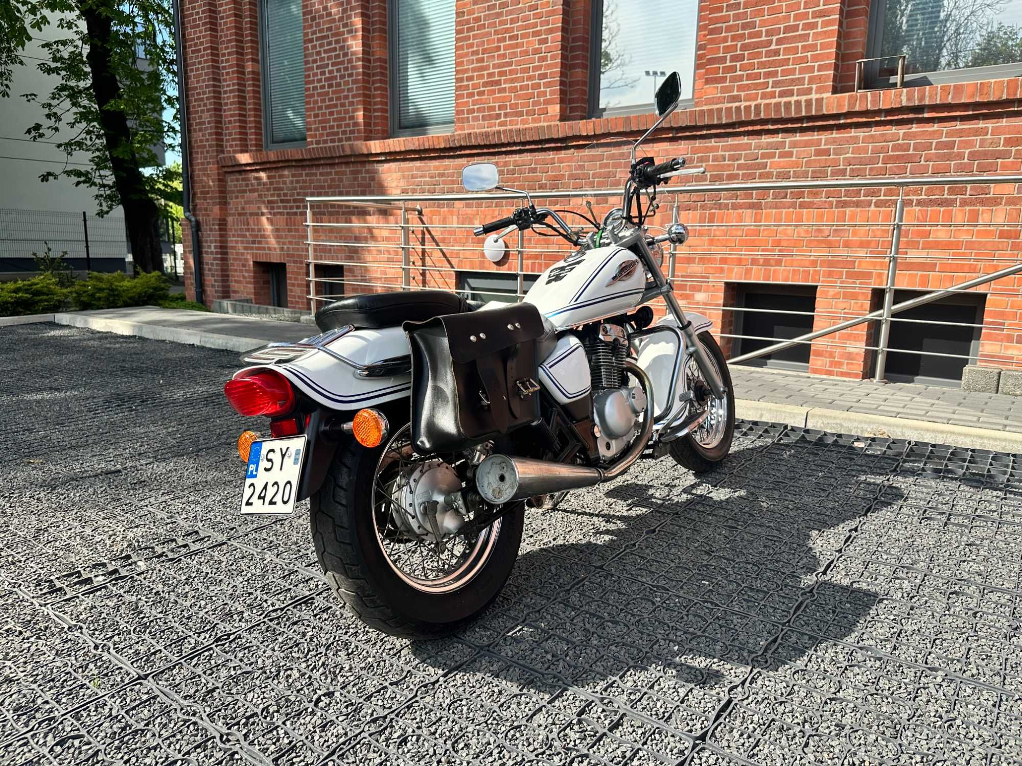 Suzuki GZ Maruder 125 na Kat B, Zarejestrowany, Opłacona z sakwami