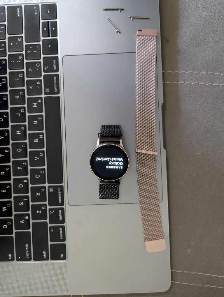 Samsung galaxy watch active 2 смарт годинник 40 мм