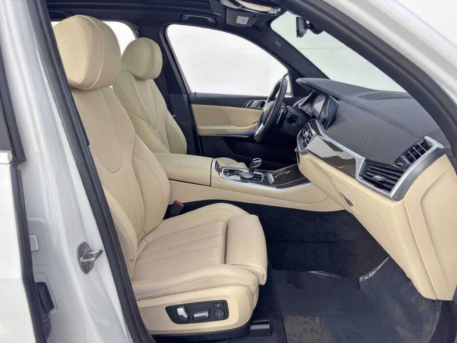 BMW X5 xDrive45e      2022