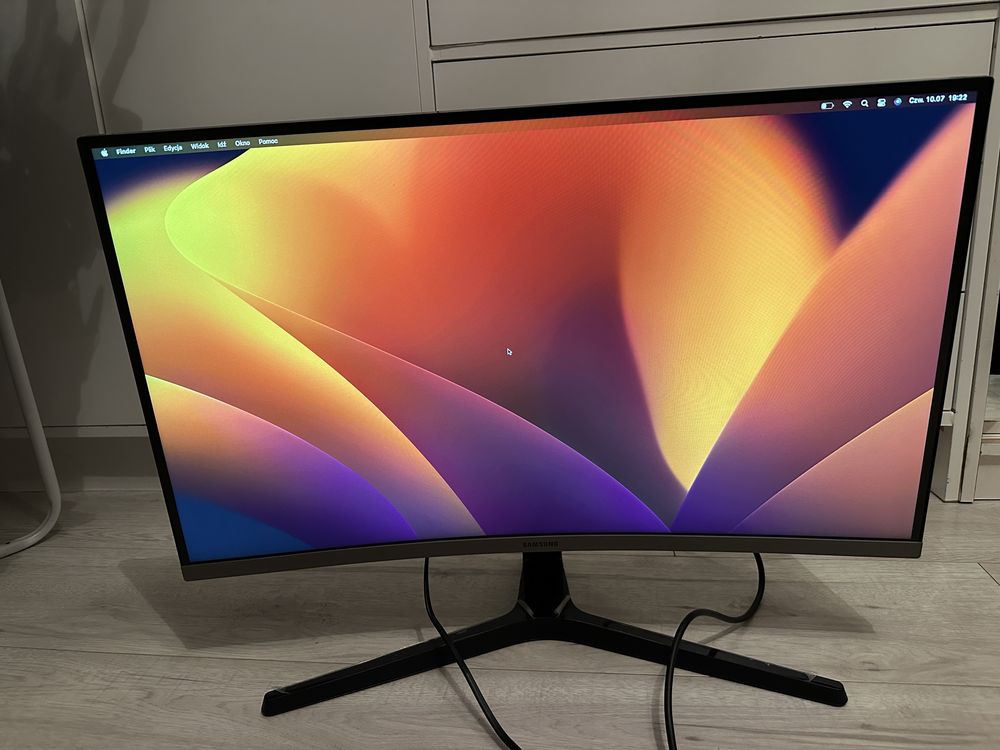 monitor zakrzywiony Samsung 27 cali