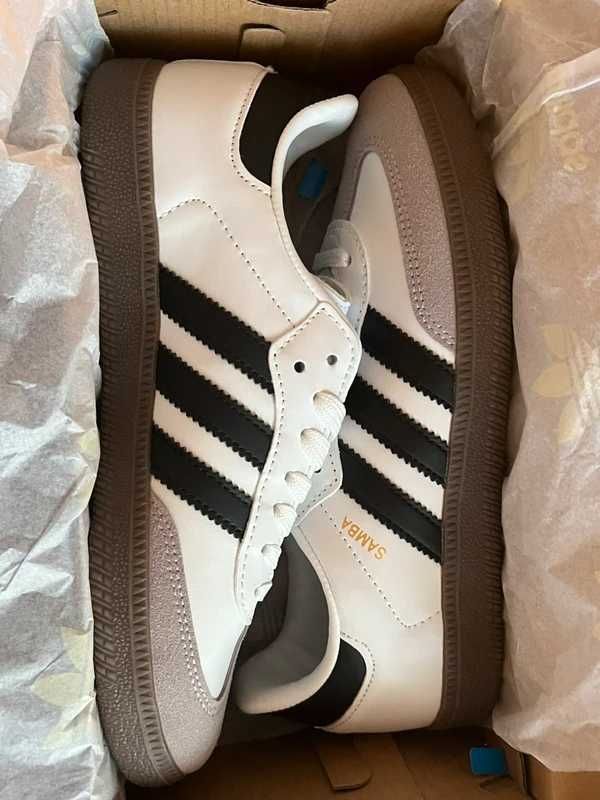 ButyDamskieTrampki AdidasSambaCloudWhite R.45