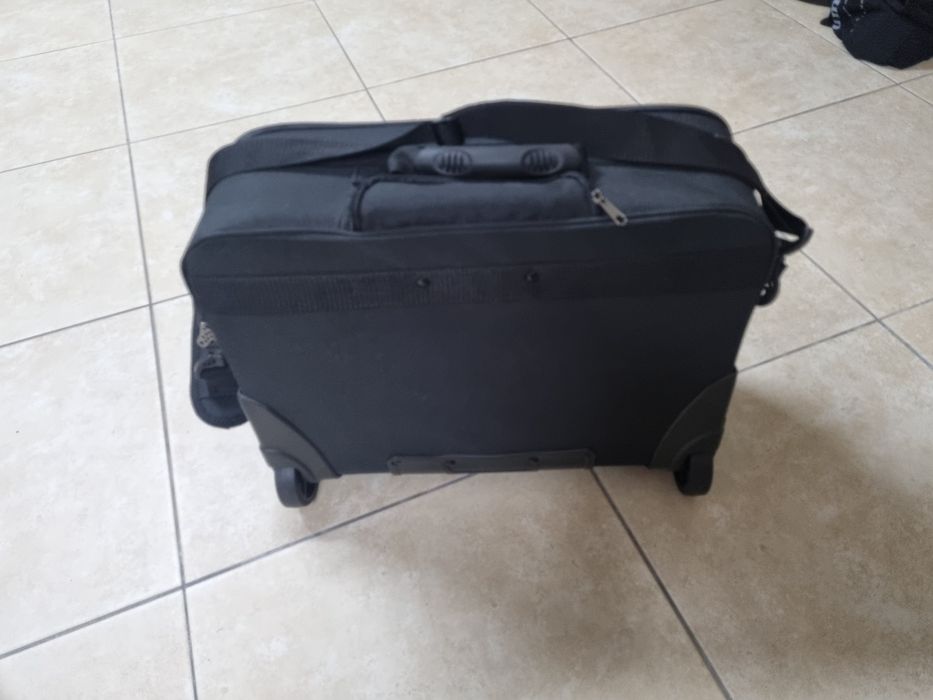 Trolley para computar