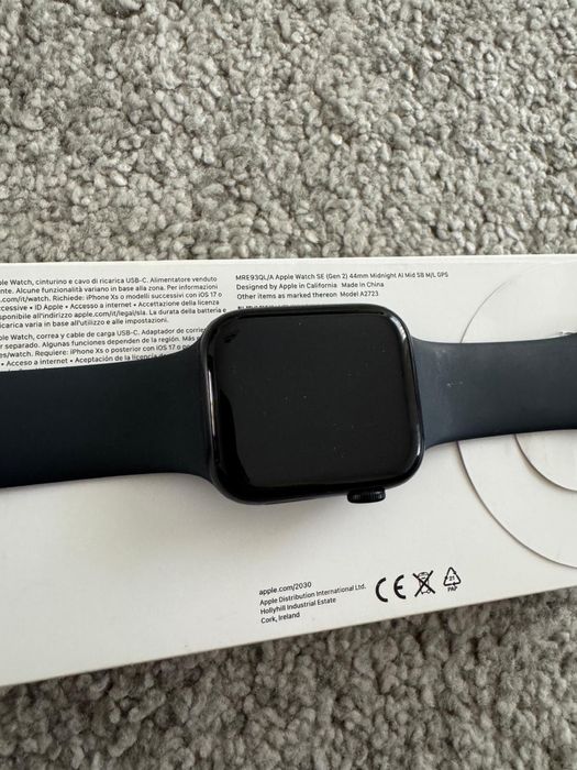 2 Apple Watch SE Gen2 versao GPS de 44mm e 40mm