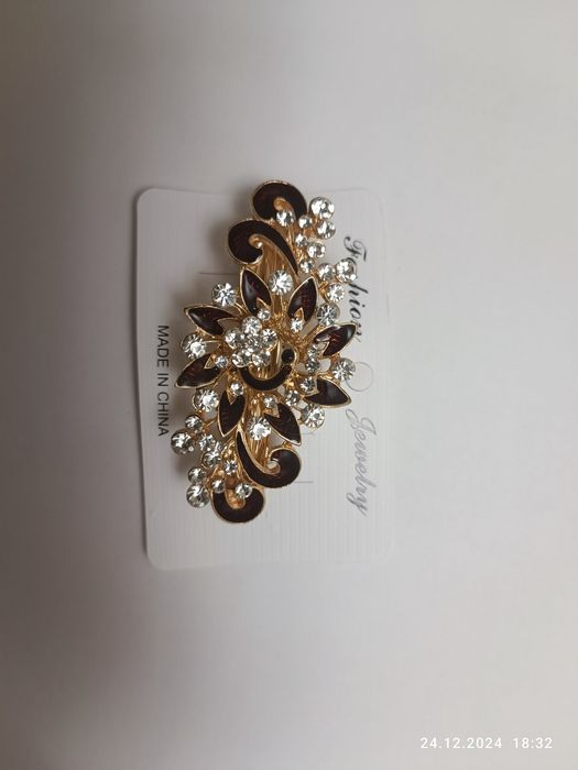 Заколка для волосся