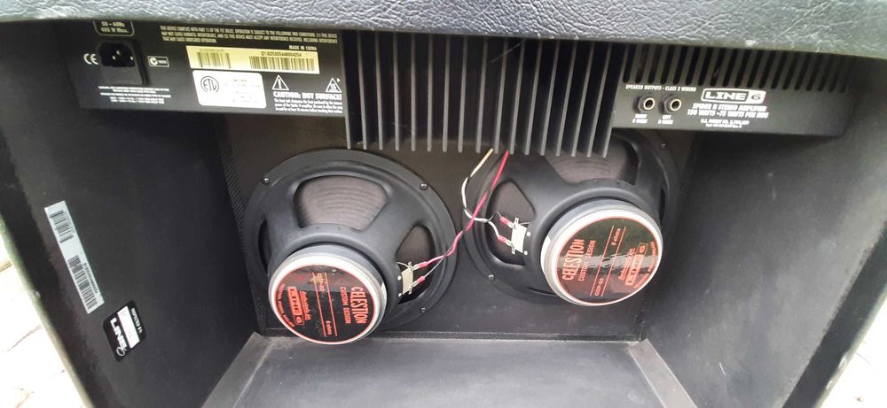 Wzmacniacz do gitary elektrycznej Line 6 Spider II  2 X Celestion 150W