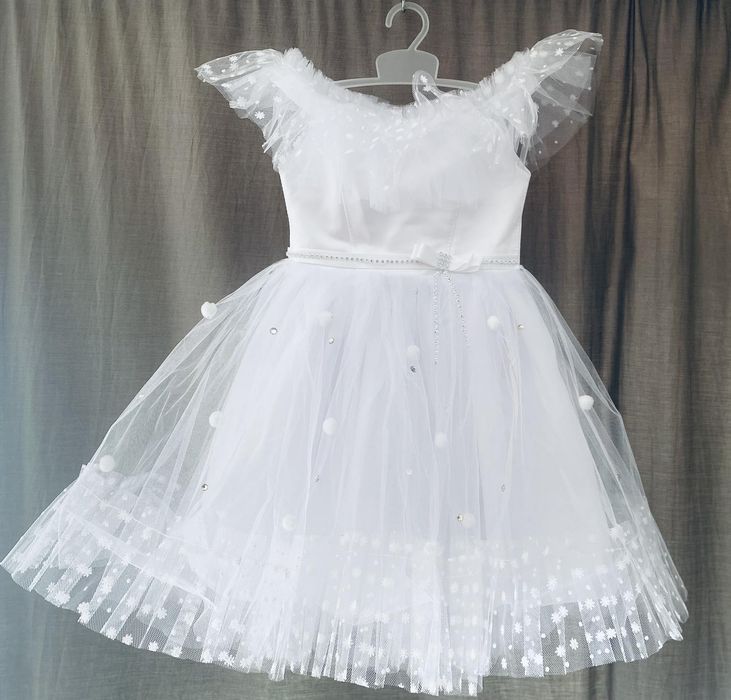 Прокат суконь Янгол сніжинки ялинка цукерки зірки Караван