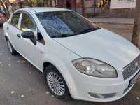 Автомобиль Fiat Linea 1,6 2011 Фиат Линеа