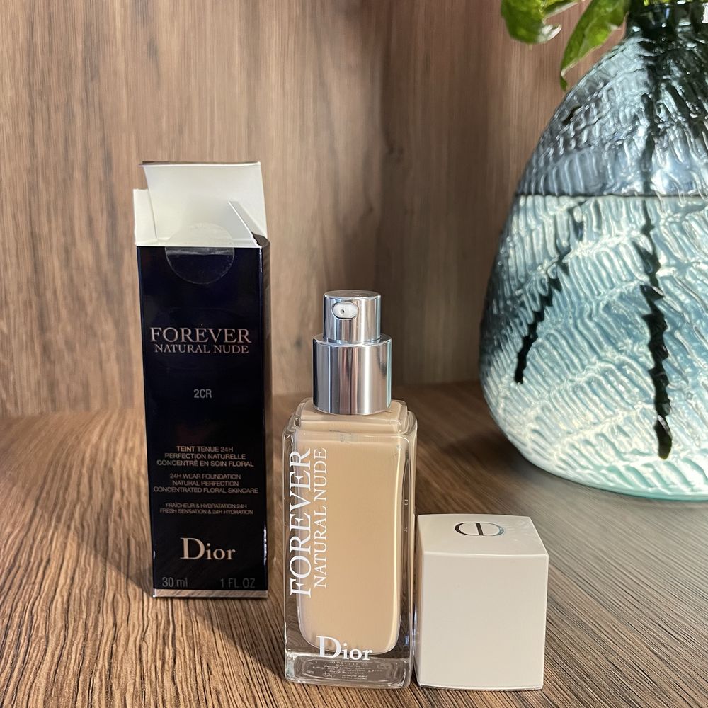 Тональный крем для лица Dior Forever Natural Nude