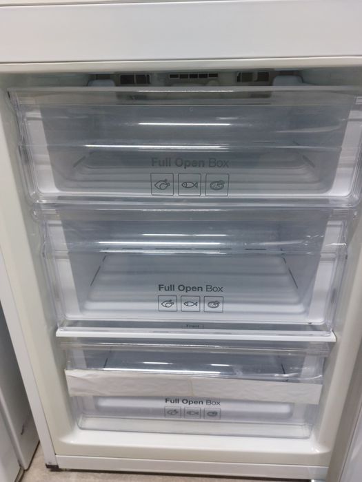 Холодильник Samsung noFrost висота 1.78 см