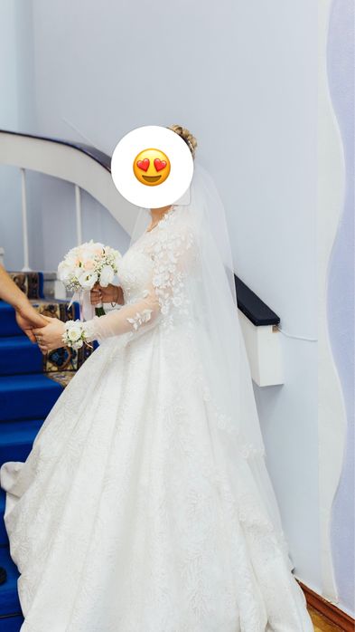 Продам весільну сукню 46 розмір на 165 ріст