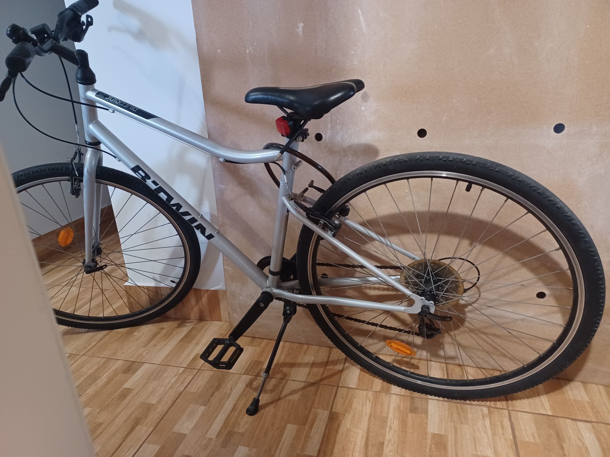 Bicicleta de cidade usada