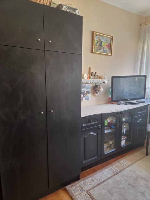 Szafa czarna pojemna