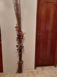Peça decorativa feita em galhos de madeira
