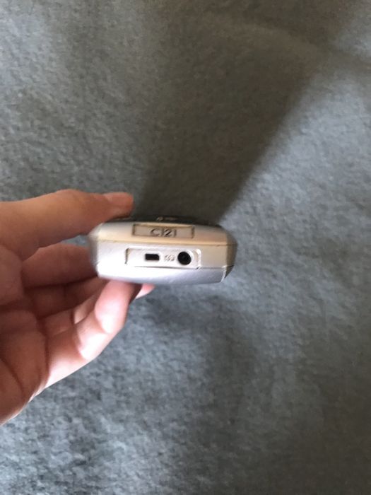 Телефон Motorola c121