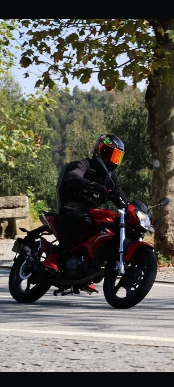 Troco/Repasso financiamento Benelli 125 Leia o Anúncio