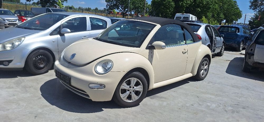 Na części Volkswagen New Beetle cabrio