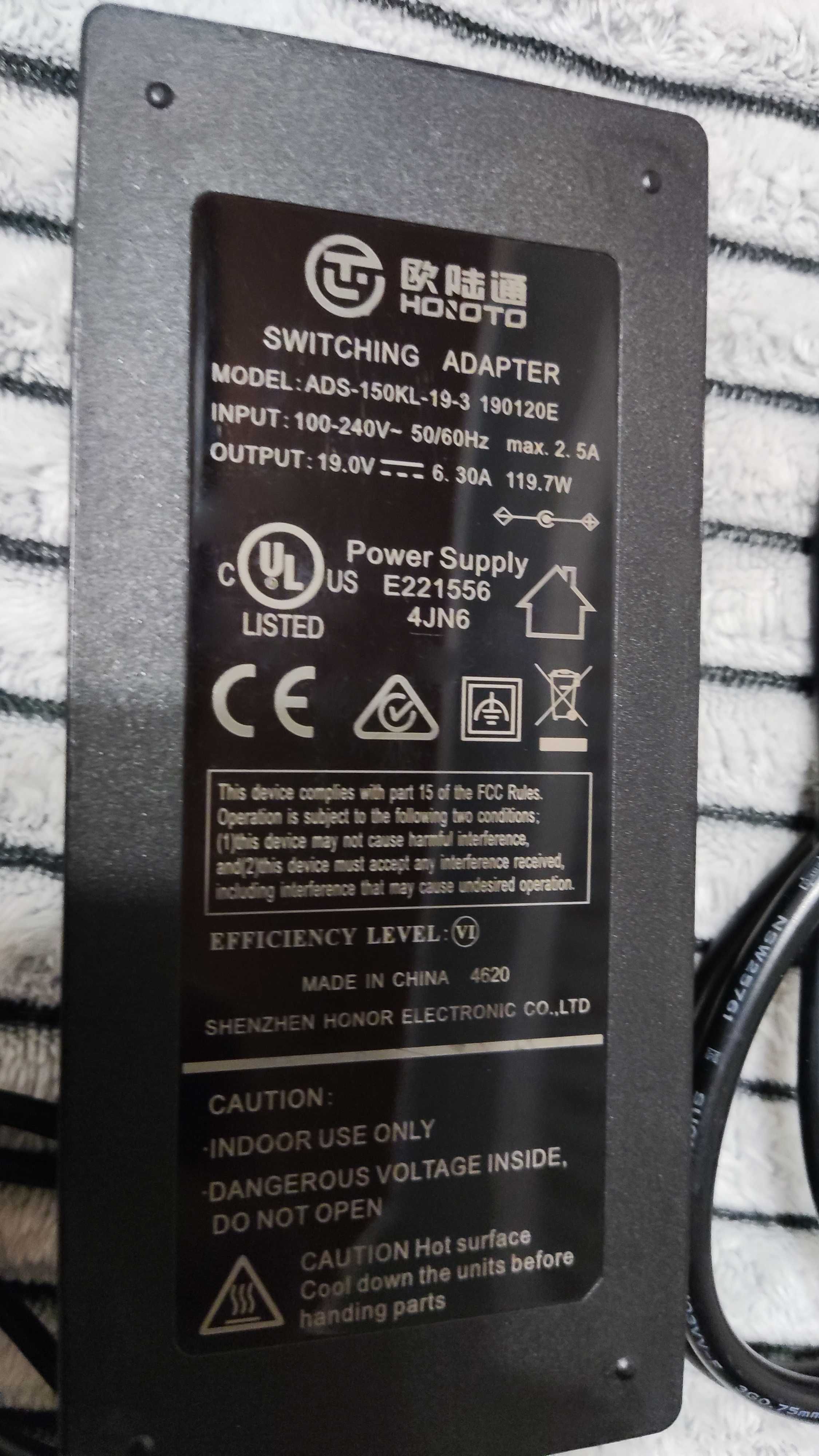 Зарядна станція Belkin RockStar 10-Port USB Charging Station
