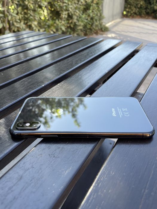 iPhone XS 64GB como novo